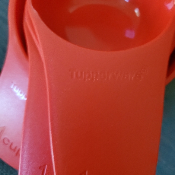 Tupperware  Four Measuring Red Cups - Picture 7 of 9